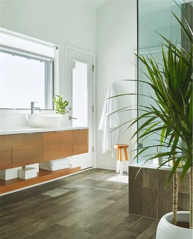 $3,200,000 | 4713 VÃa Media, Austin, TX 78746