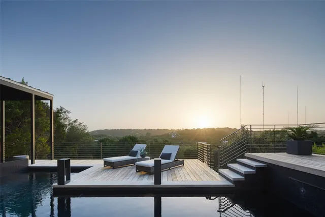 $3,200,000 | 4713 VÃa Media, Austin, TX 78746