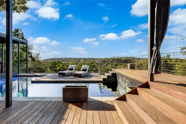 $3,200,000 | 4713 VÃa Media, Austin, TX 78746