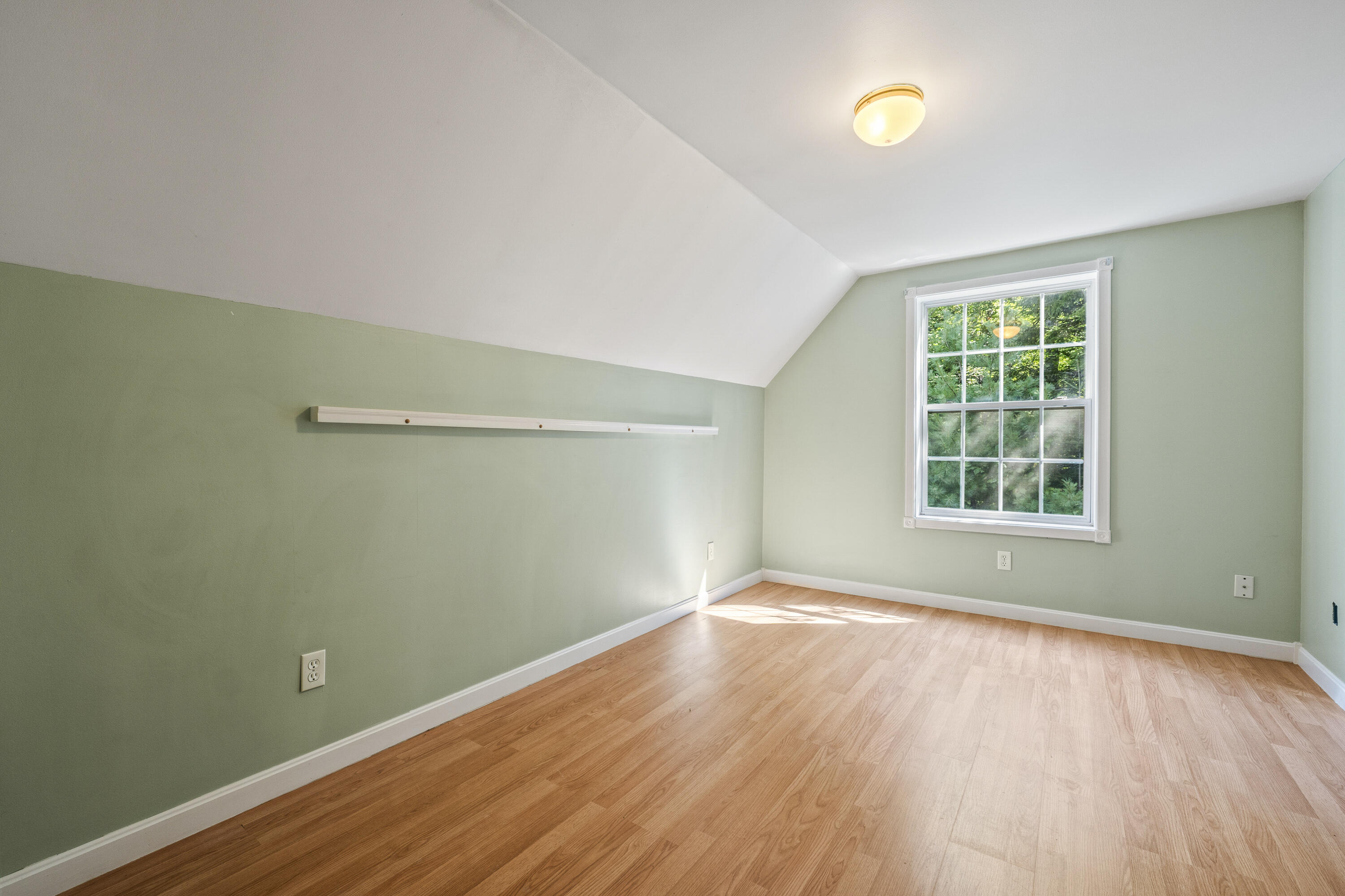 85 Lady Slipper Lane Waldoboro, ME 04572 - Photo 45 of 66 85 Lady Slipper Ln_145