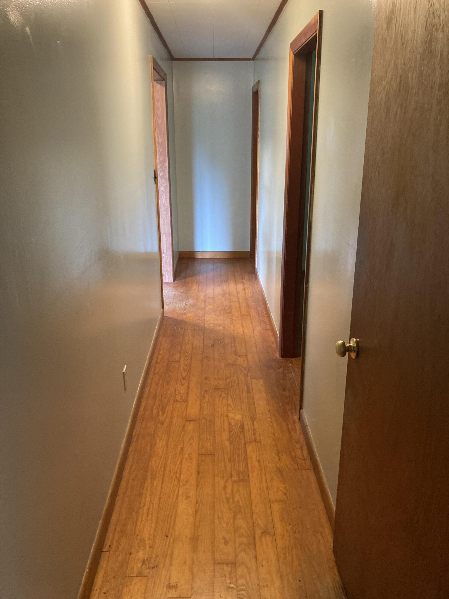 63 West Alna Road Wiscasset, ME 04578 - Photo 13 of 20 HALLWAY 2