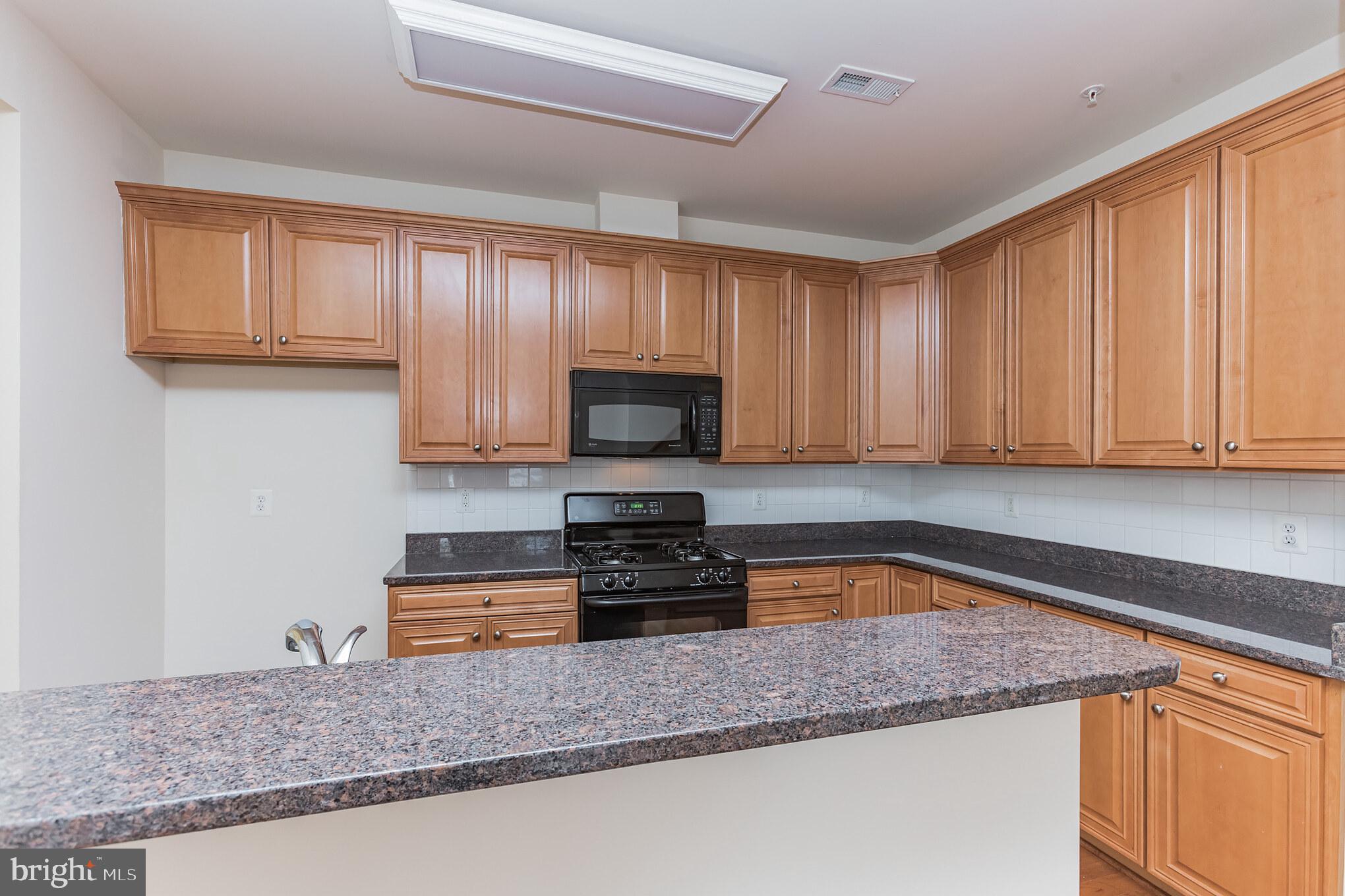 13218 Rabbit Chase Road Laurel, MD 20707 - Photo 16 of 51 Kitchen