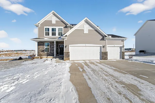 $645,000 | 4127 Eton Circle, Windsor, WI 53598