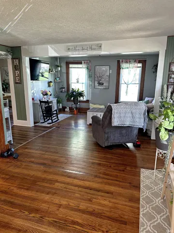 $200,000 | 403 Williams Street, Howe, IN 46746