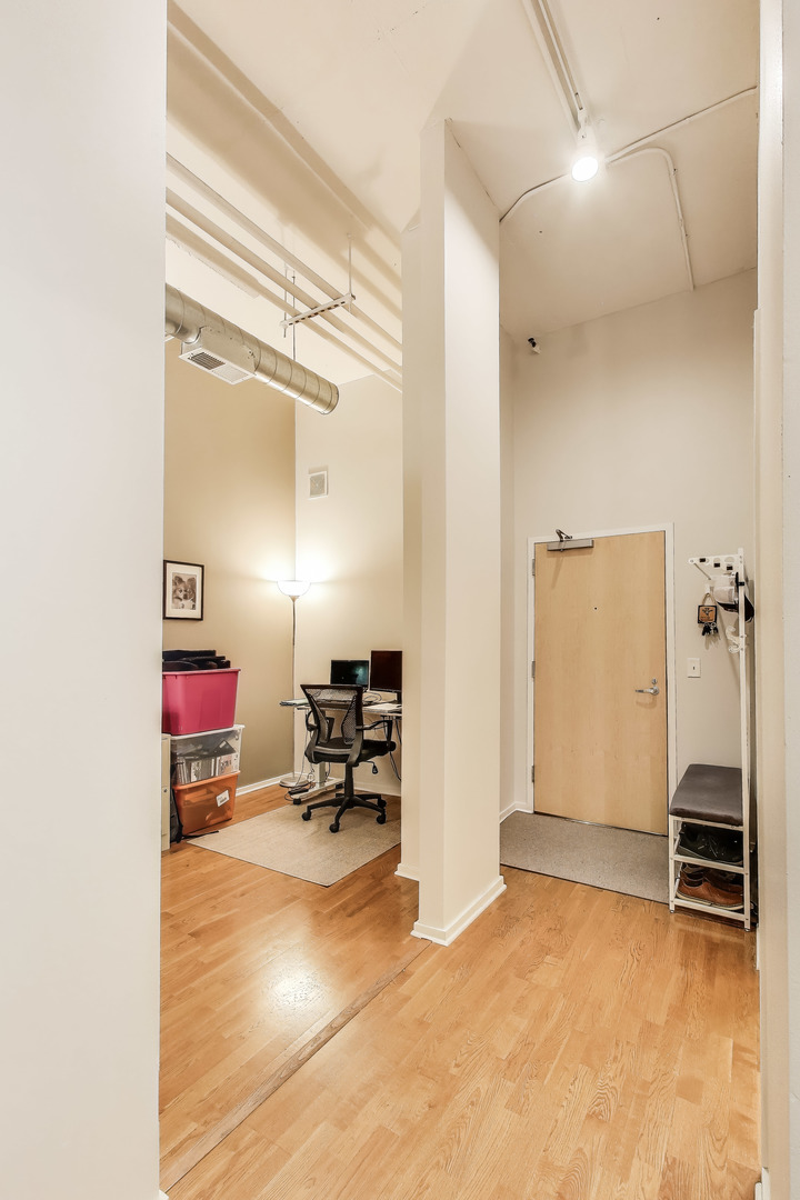 2323 West Pershing Road, Unit 124 Chicago, IL 60609 - Photo 13 of 37 Gallery Image 13