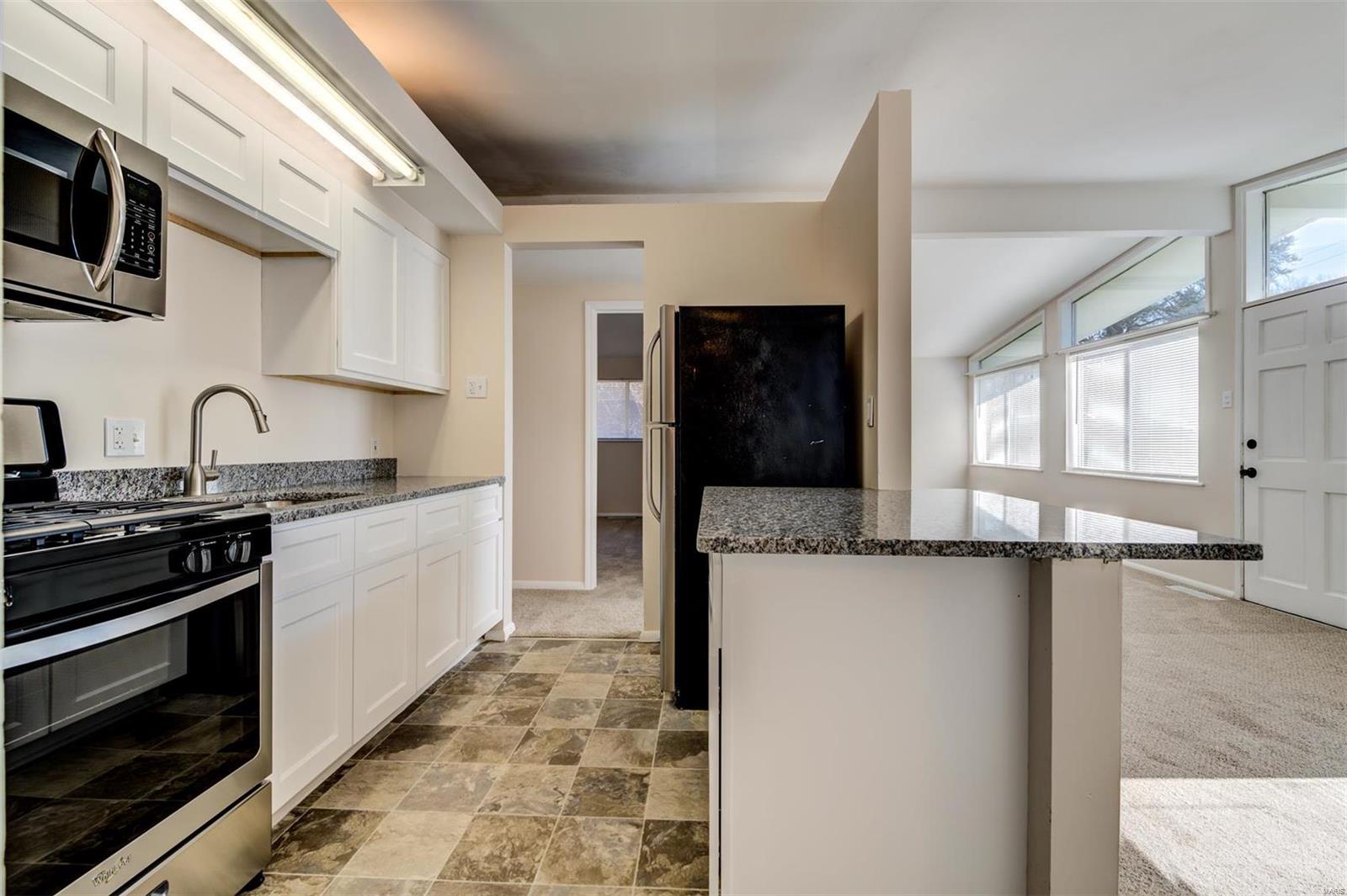 11421 Manchester Road St. Louis, MO 63122 - Photo 13 of 26 Gallery Image 13