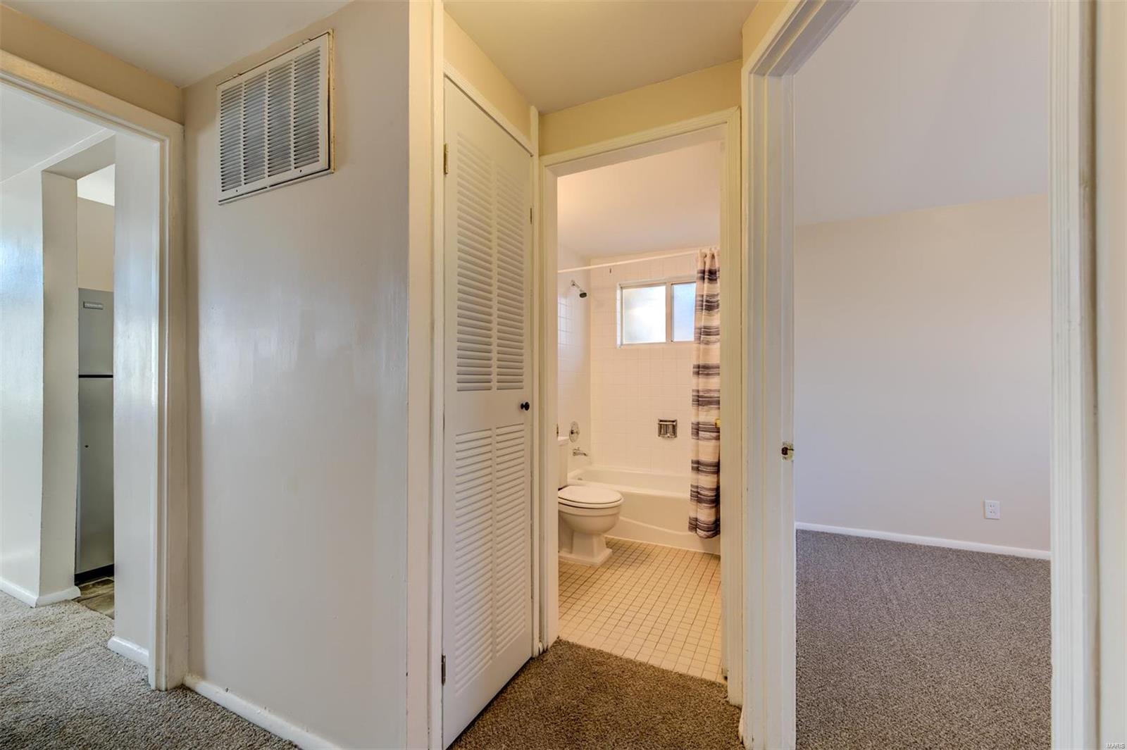 11421 Manchester Road St. Louis, MO 63122 - Photo 16 of 26 Gallery Image 16