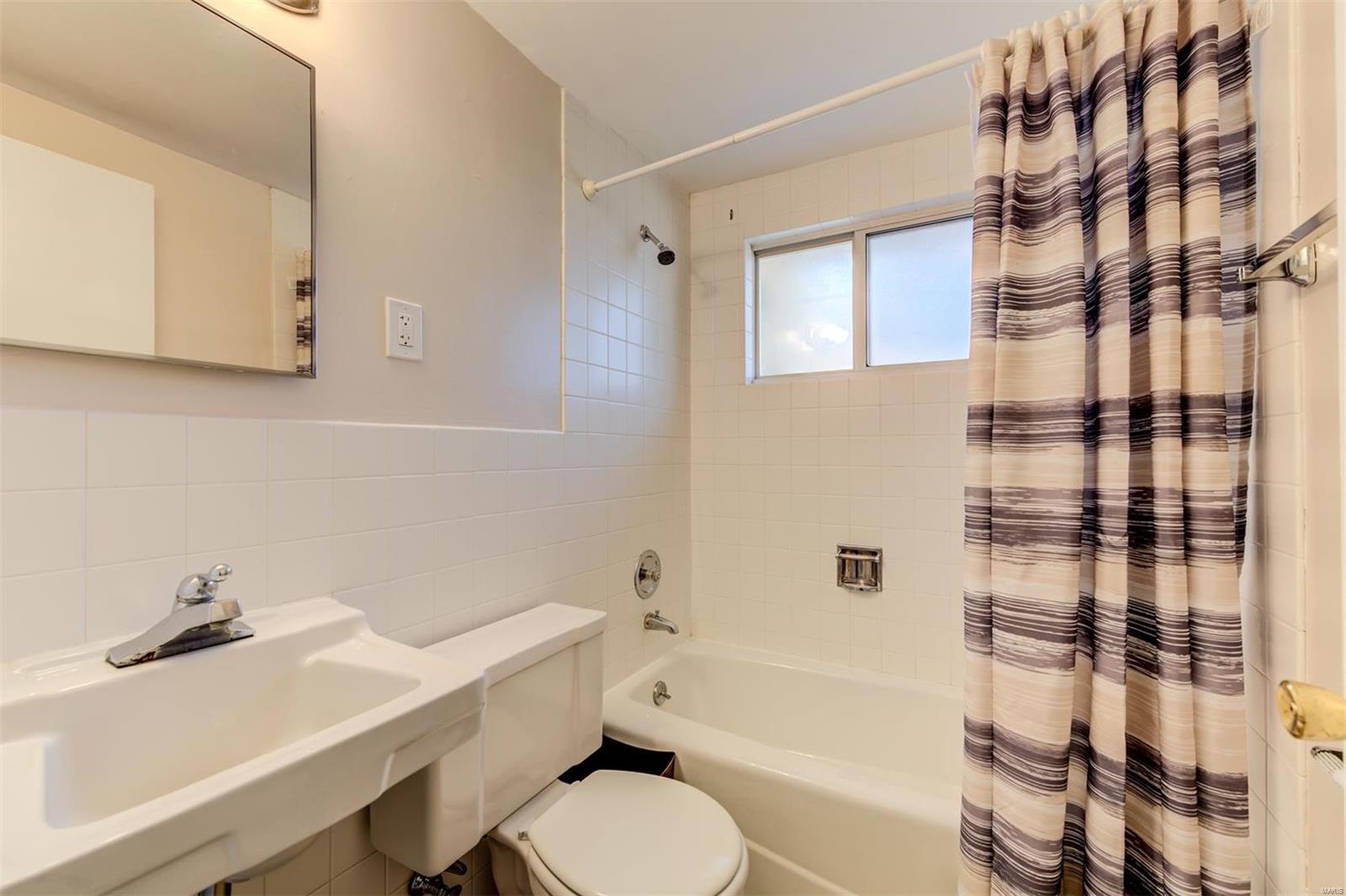 11421 Manchester Road St. Louis, MO 63122 - Photo 17 of 26 Gallery Image 17