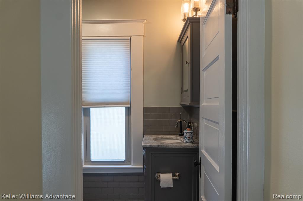 527 West Grand River Road Howell, MI 48843 - Photo 26 of 51