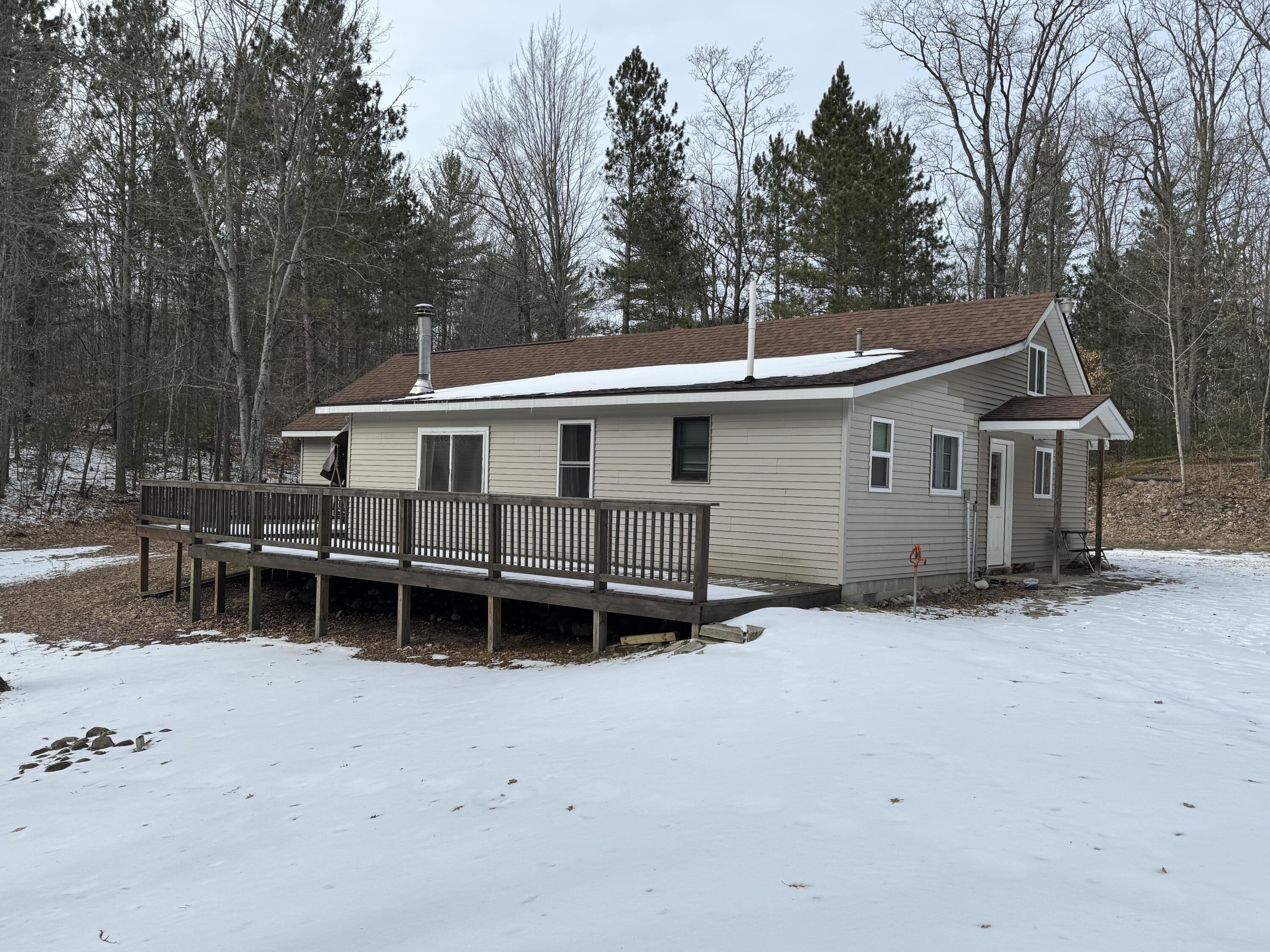 3010 Mt Tom Road Mio, MI 48647 - Photo 5 of 134 1