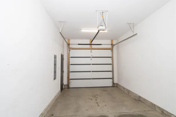 $375,000 | 31 Jefferson Avenue, Unit 108, Evansville, IN 47713