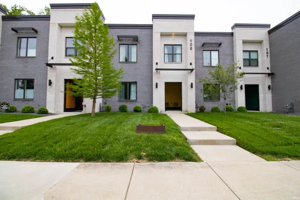 $375,000 | 31 Jefferson Avenue, Unit 108, Evansville, IN 47713