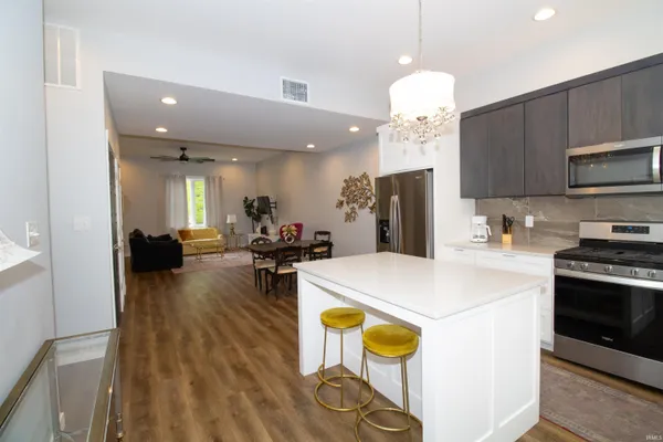 $375,000 | 31 Jefferson Avenue, Unit 108, Evansville, IN 47713