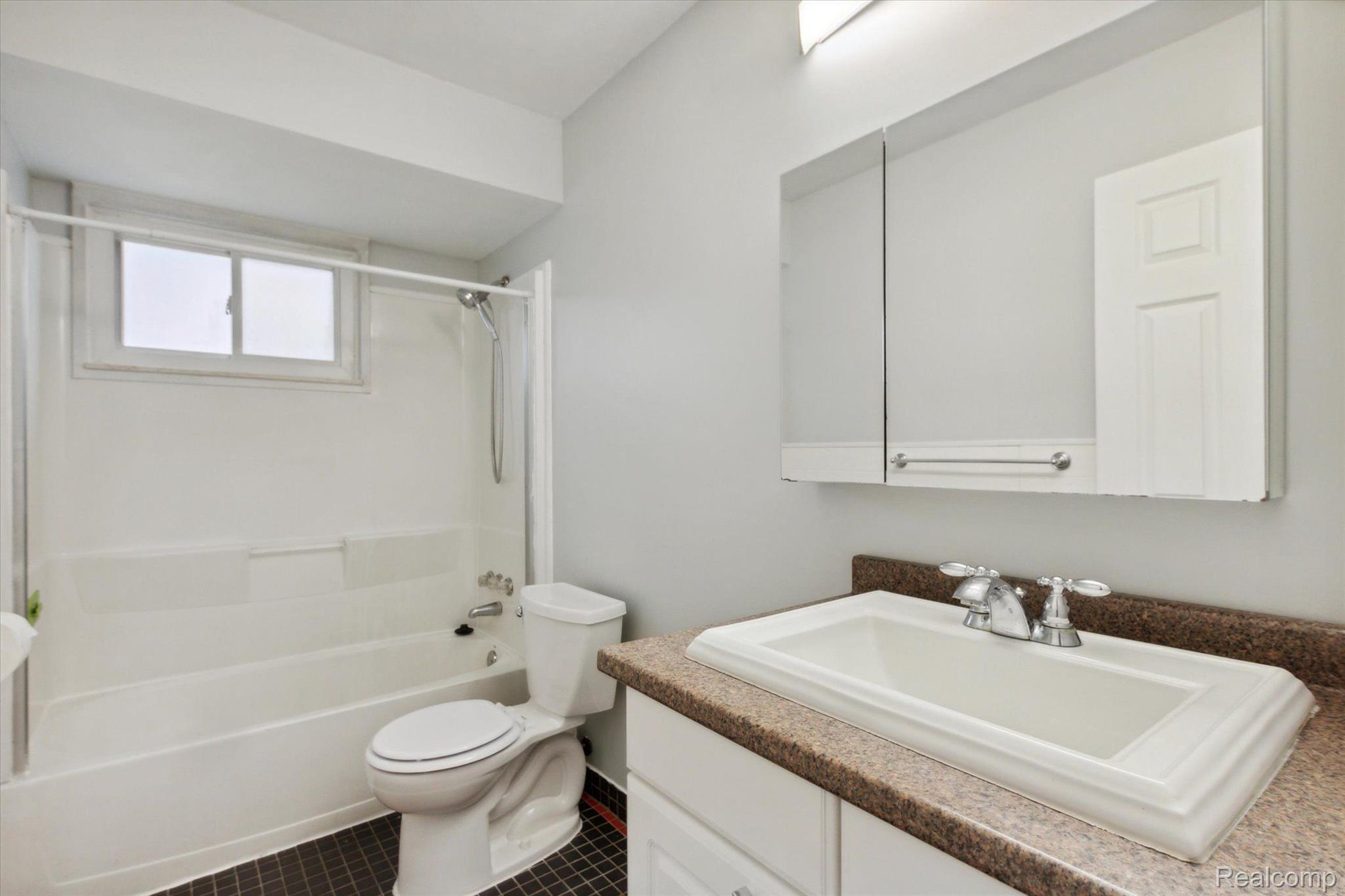 14693 Jackson Street Taylor, MI 48180 - Photo 19 of 40 Gallery Image 19