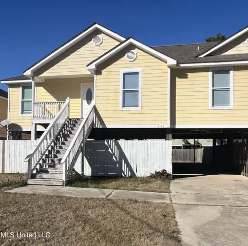$1,350 | 6156 East Madison Street, Bay St. Louis, MS 39520