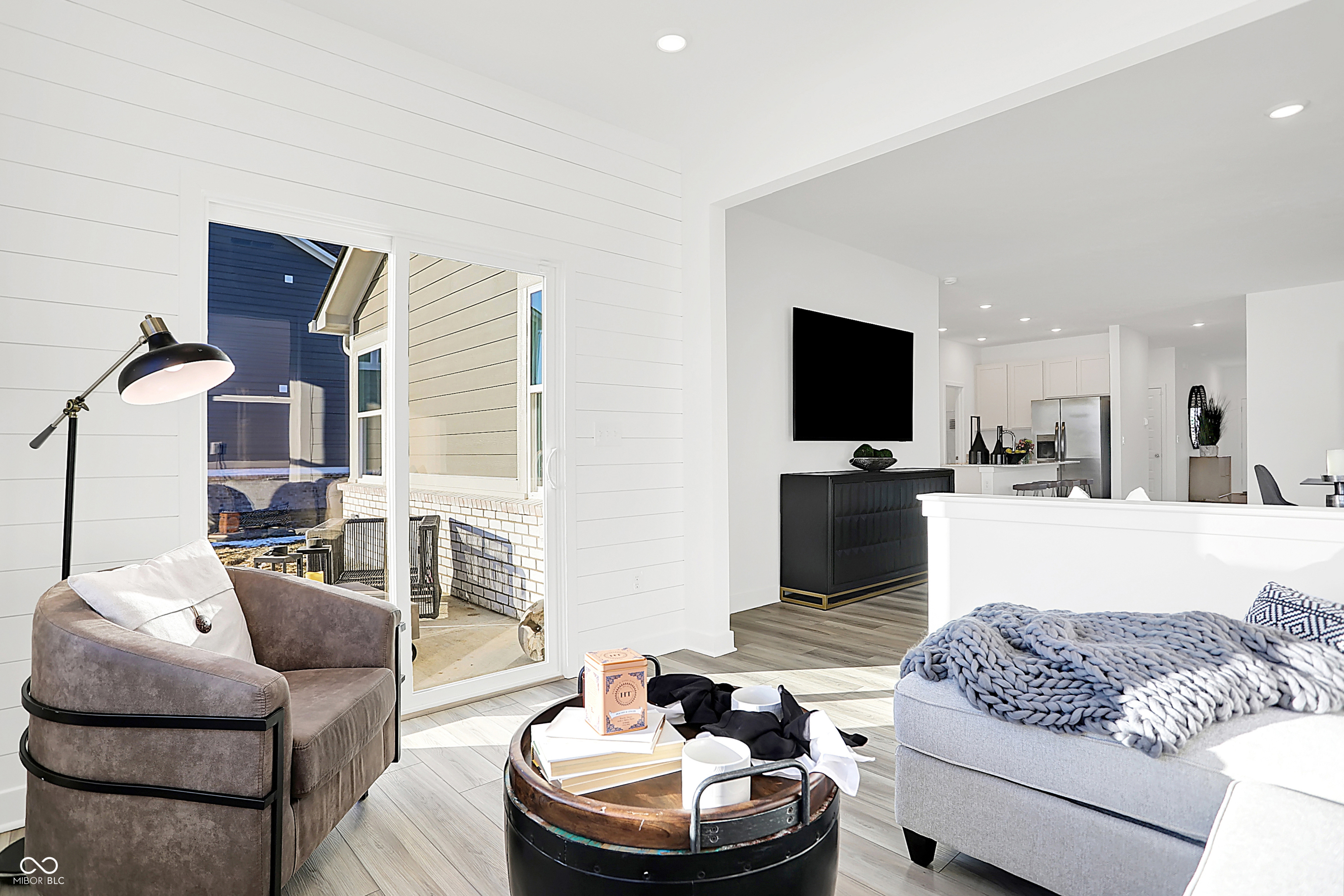 15490 Alperton Road Fishers, IN 46037 - Photo 12 of 32