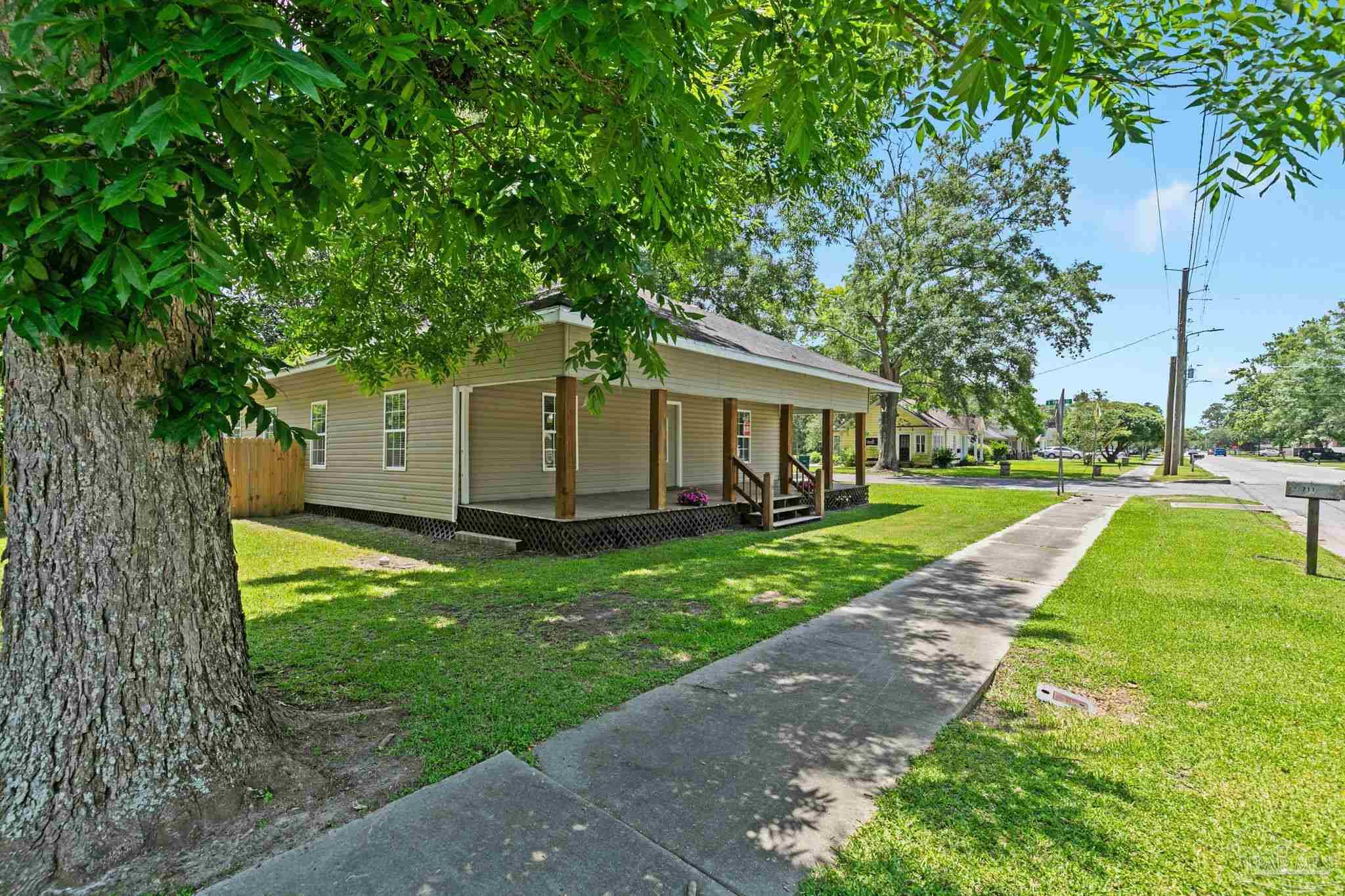211 South Presley Street Atmore, AL 36502 - Photo 36 of 52