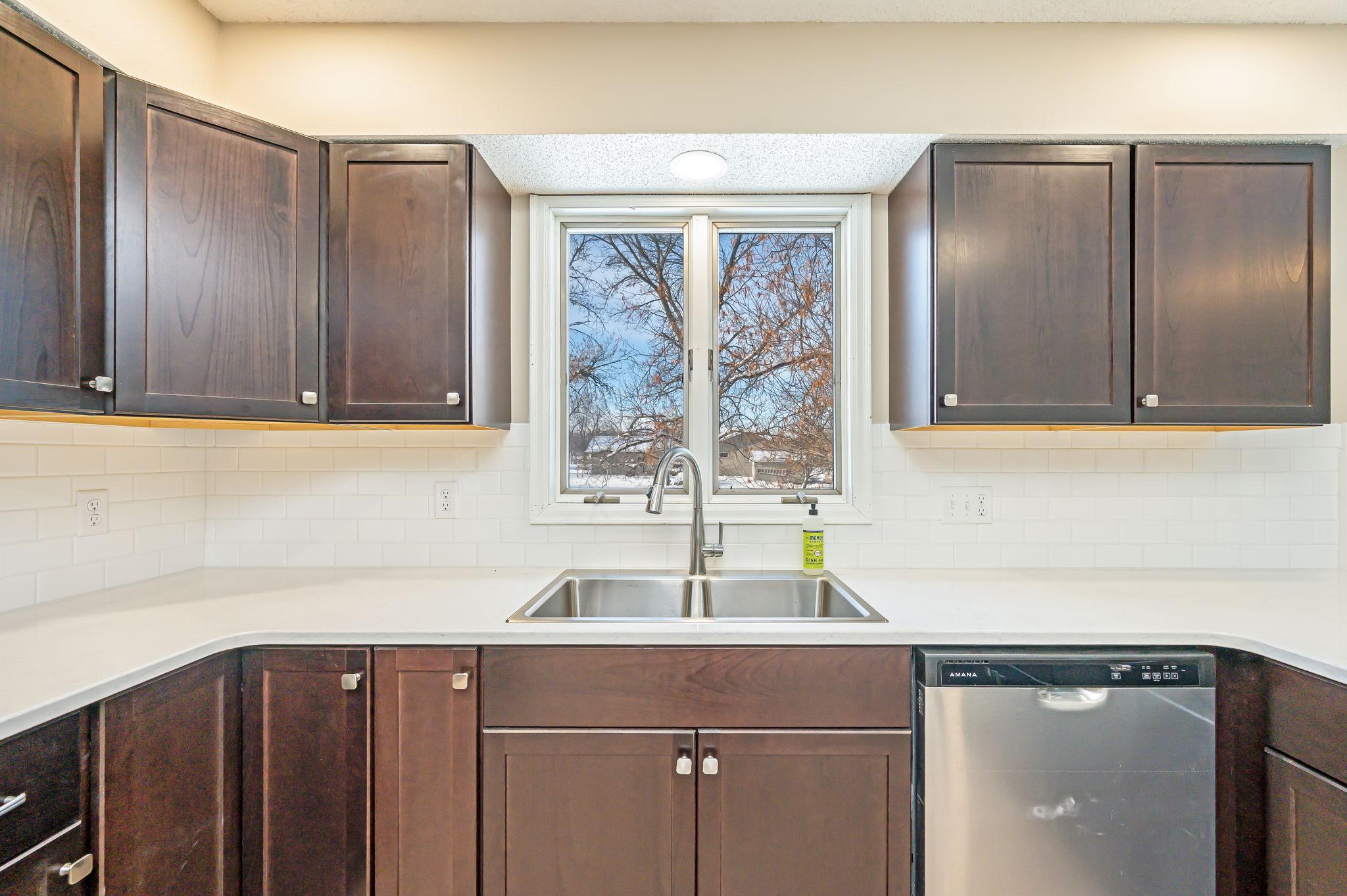 607 North Sailor Street Blue Earth, MN 56013 - Photo 18 of 37