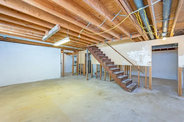 $214,000 | 607 North Sailor Street, Blue Earth, MN 56013