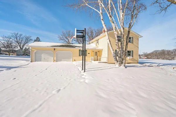 $214,000 | 607 North Sailor Street, Blue Earth, MN 56013