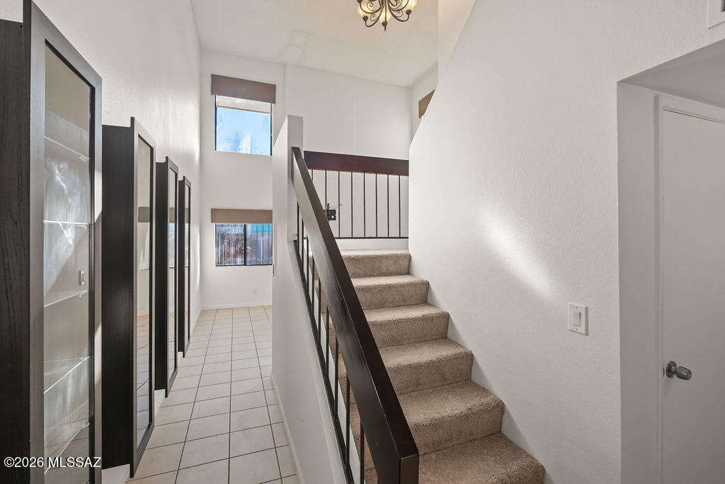 1949 North Swan Road, Unit 24 Tucson, AZ 85712 - Photo 2 of 35 Gallery Image 2