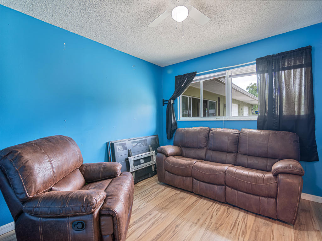602 Southwest Branford Road Port St. Lucie, FL 34983 - Photo 16 of 21 27-Image32
