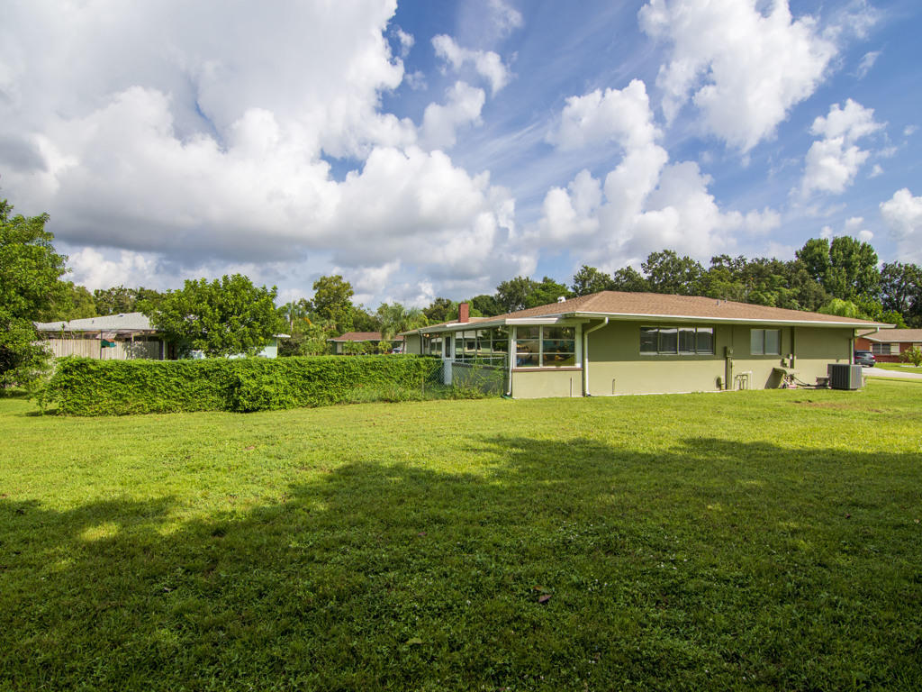 602 Southwest Branford Road Port St. Lucie, FL 34983 - Photo 19 of 21 32-Image10