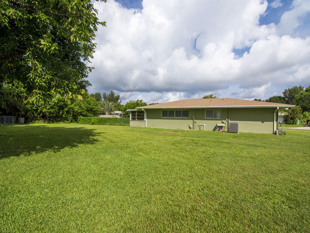 602 Southwest Branford Road Port St. Lucie, FL 34983 - Photo 20 of 21 33-Image09