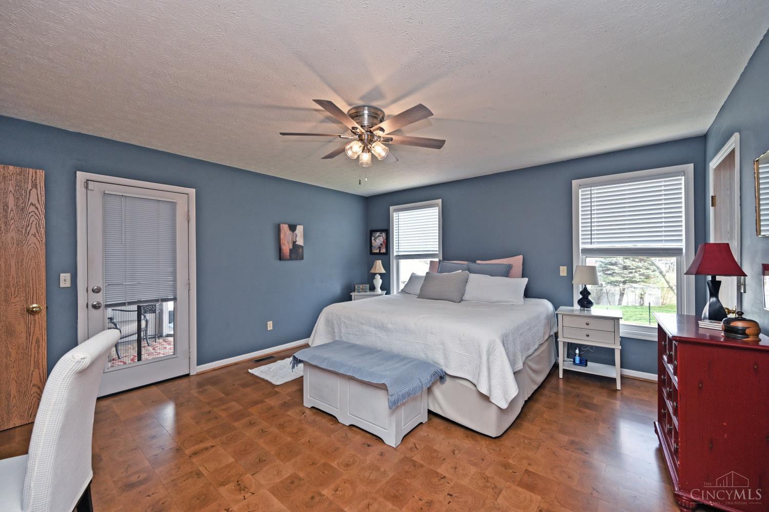 590 Rentz Place Cincinnati, OH 45238 - Photo 9 of 38