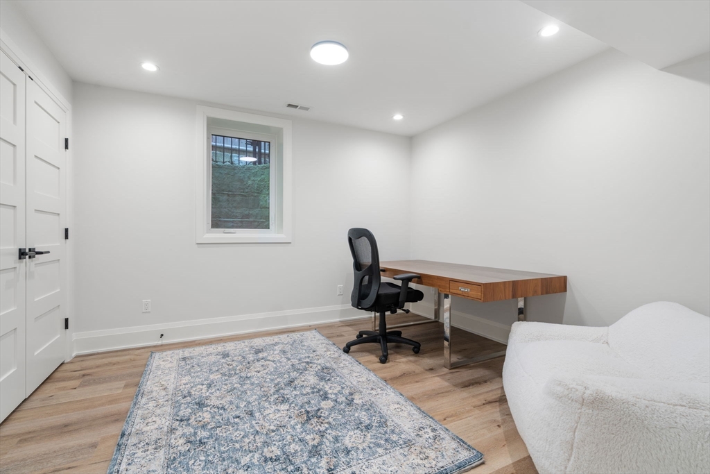 1058 Beacon Street, Unit 2 Newton, MA 02459 - Photo 29 of 40
