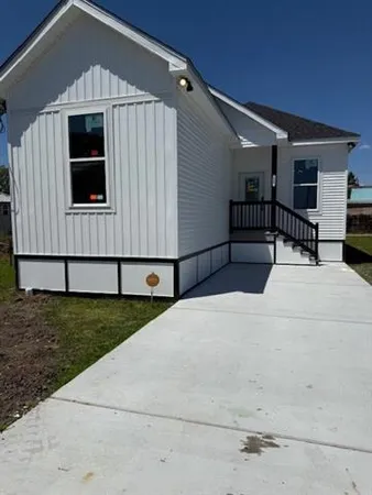 $253,000 | 1046 Ave. B, Westwego, LA 70094