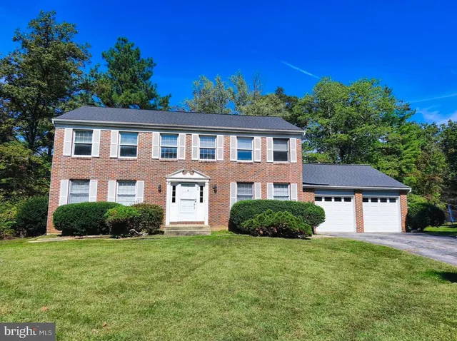 $3,350 | 109 Buckeye Court, Sterling, VA 20164