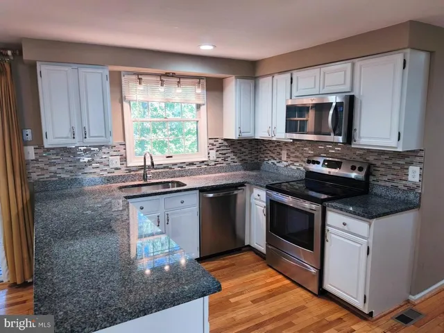 $3,350 | 109 Buckeye Court, Sterling, VA 20164