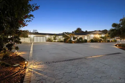 $3,200,000 | 14272 Jerome Drive, Poway, CA 92064