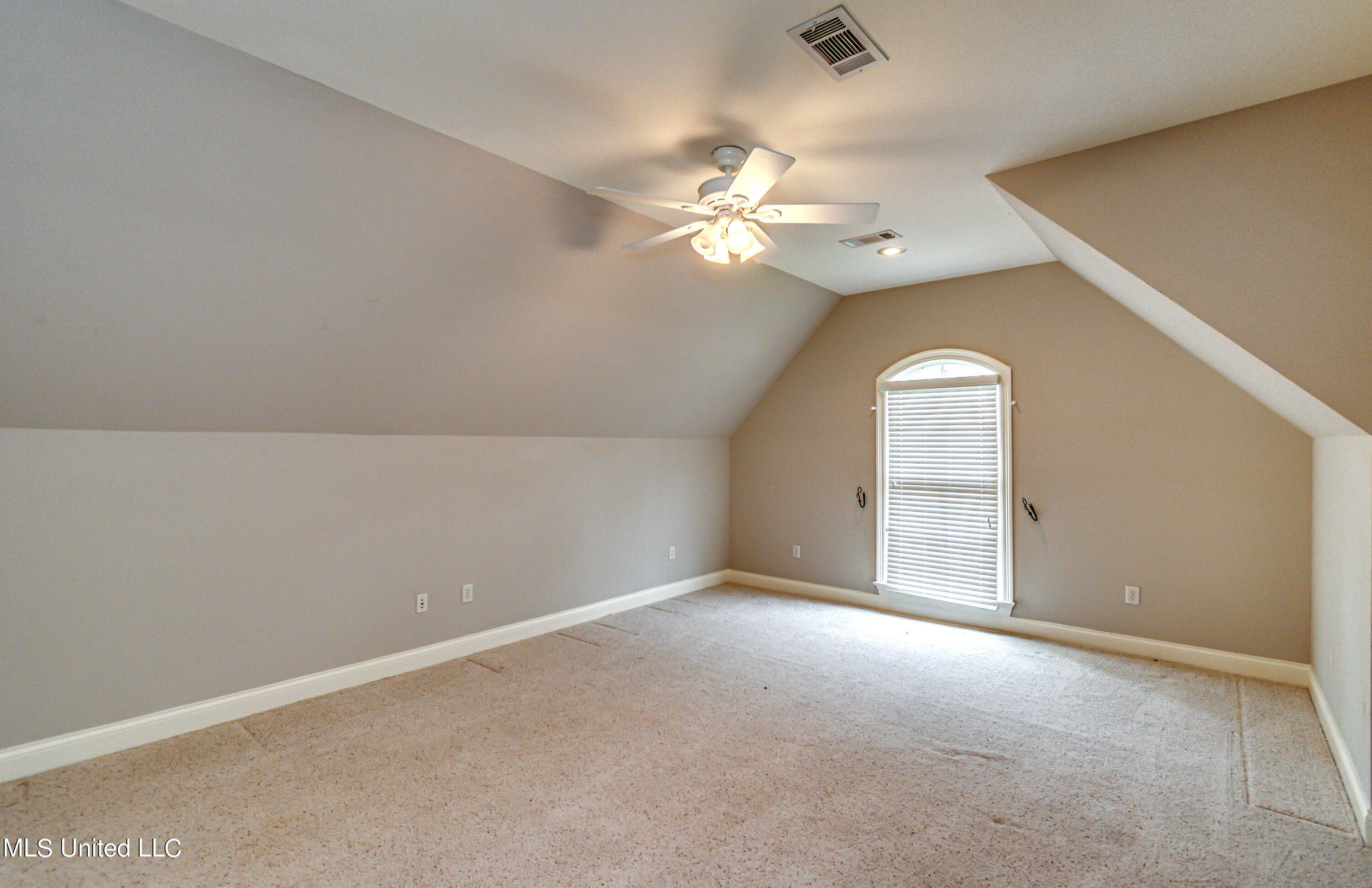142 Pine Ridge Circle Brandon, MS 39047 - Photo 44 of 61 142 Pine Ridge Cir-63