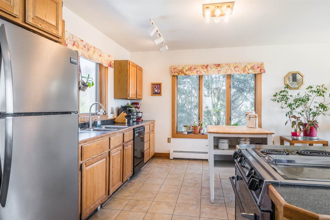 720 Foster Hill Road Littleton, NH 03561 - Photo 8 of 40