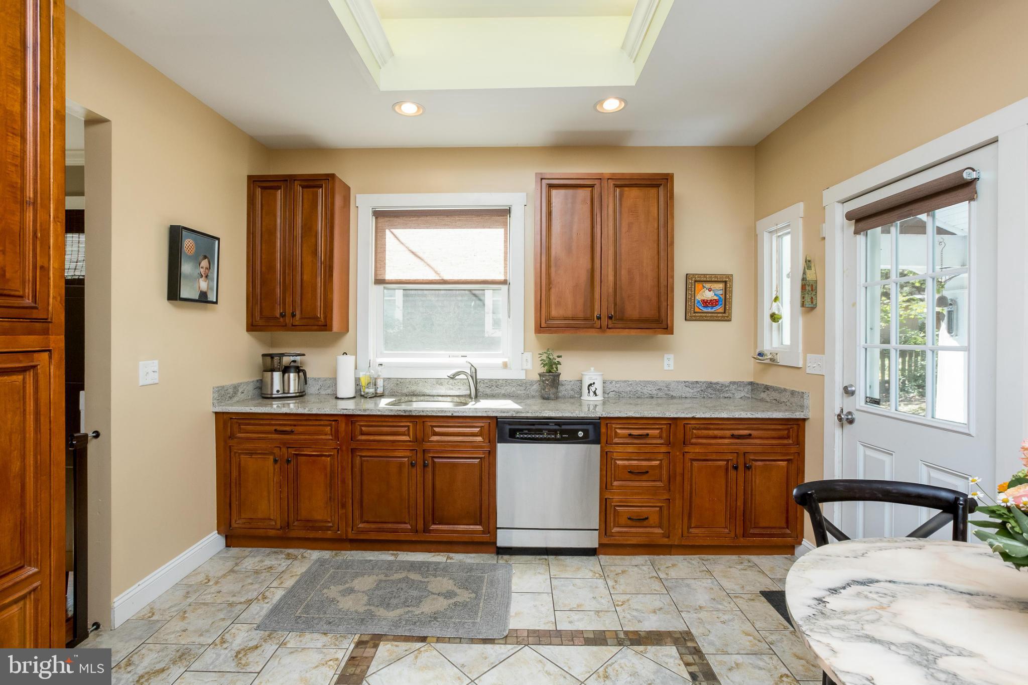 722 Brookwood Road Baltimore, MD 21229 - Photo 13 of 28 Kitchen