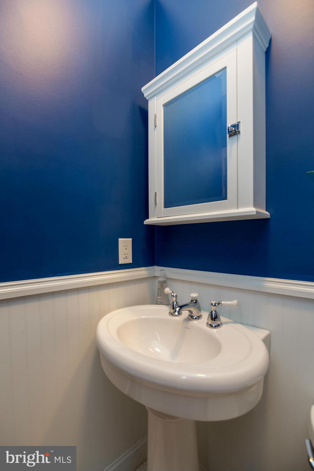 722 Brookwood Road Baltimore, MD 21229 - Photo 25 of 28 Bath