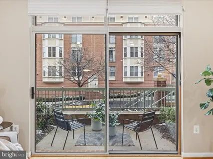 $345,000 | 1851 Stratford Park Place, Unit 115, Reston, VA 20190