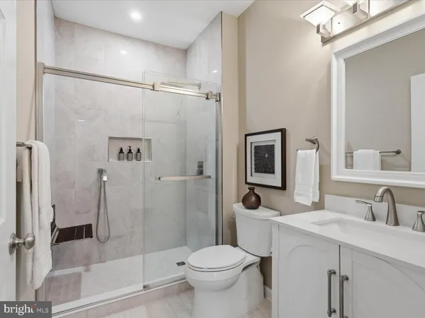 $345,000 | 1851 Stratford Park Place, Unit 115, Reston, VA 20190