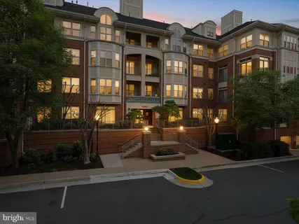 $345,000 | 1851 Stratford Park Place, Unit 115, Reston, VA 20190
