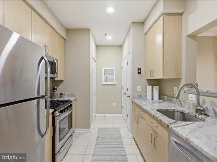 $345,000 | 1851 Stratford Park Place, Unit 115, Reston, VA 20190