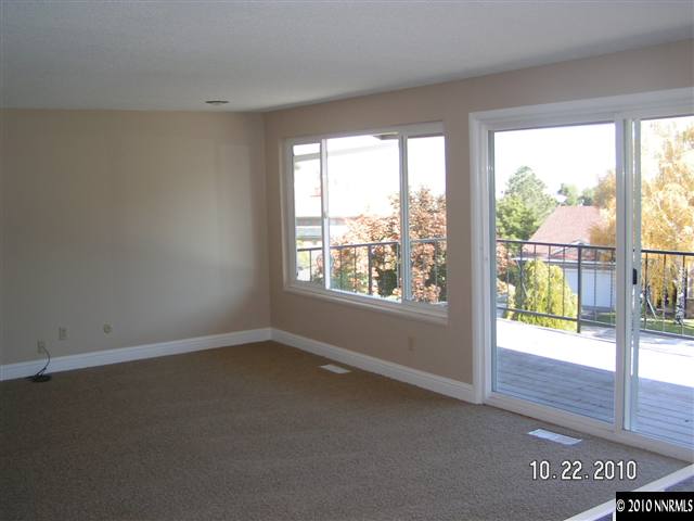 3020 Solari Drive Reno, NV 89509 - Photo 4 of 13 Photo 4