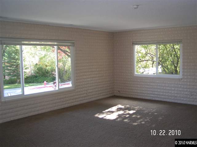 3020 Solari Drive Reno, NV 89509 - Photo 6 of 13 Photo 6