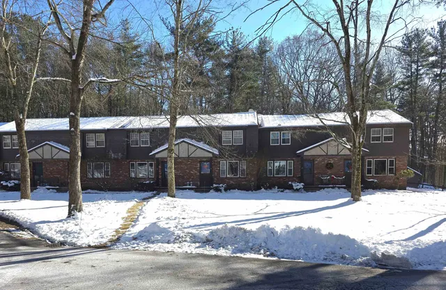 $295,000 | 11 Midridge Circle, Unit 116, Londonderry, NH 03053
