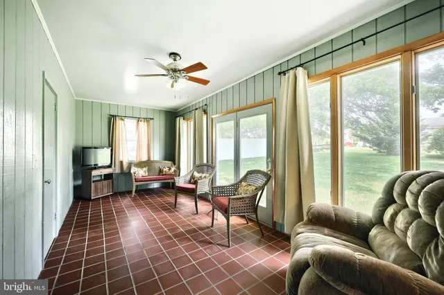 a view of outdoor with sign board