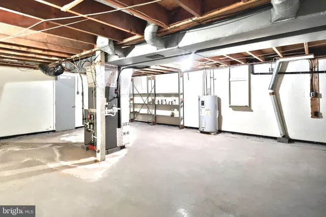 an aerial view of a golf course with a yard