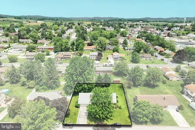 $325,000 | 31 Ditzler Avenue, Biglerville, PA 17307