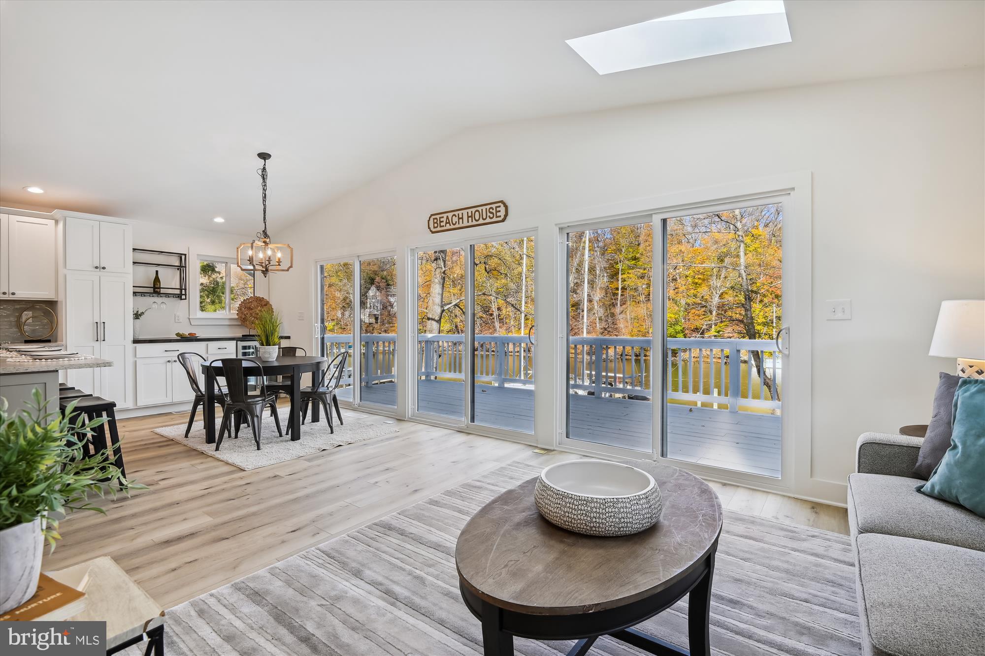 2234 Mulberry Hill Road Annapolis, MD 21409 - Photo 11 of 31 Living Room