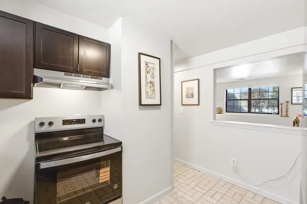 $2,200 | 8 Jackson Street, Unit B1, Quincy, MA 02169